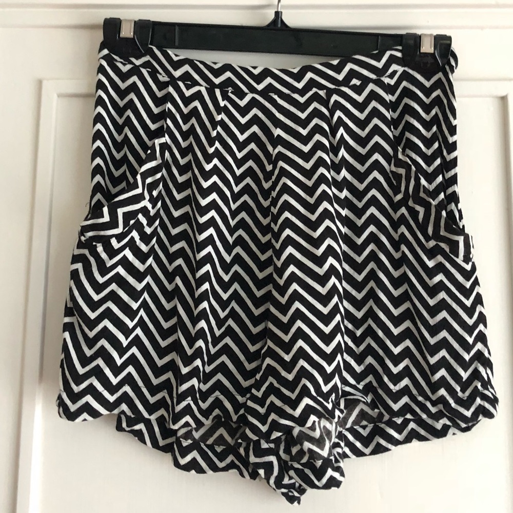 Ava Sky Shorts